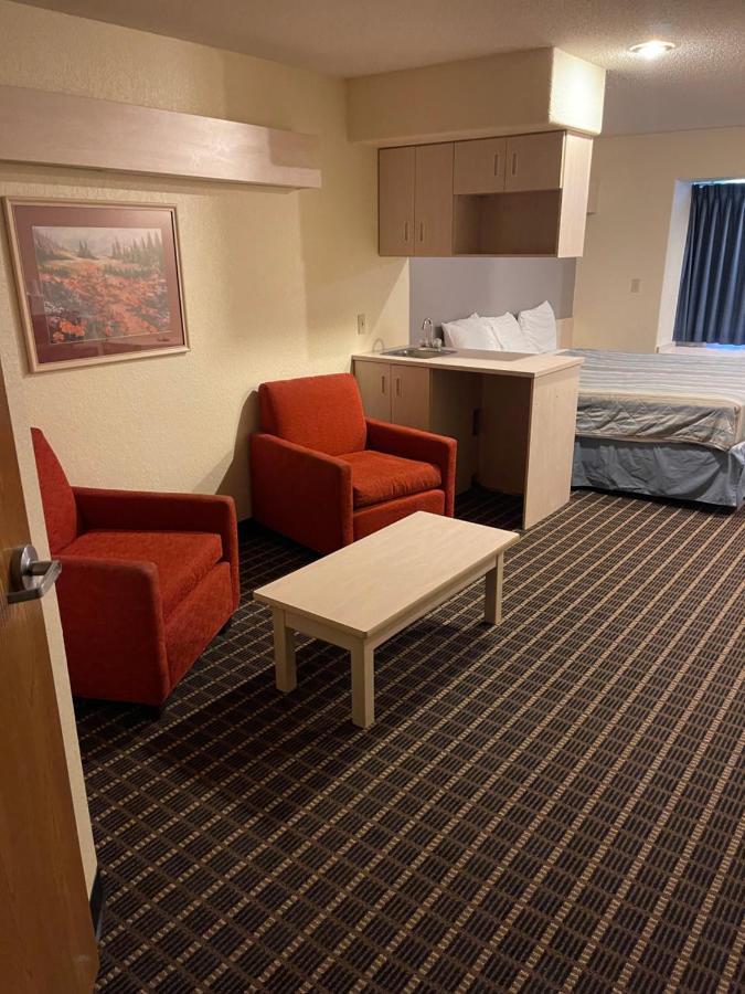 Chadron Inn & Suites Exteriör bild