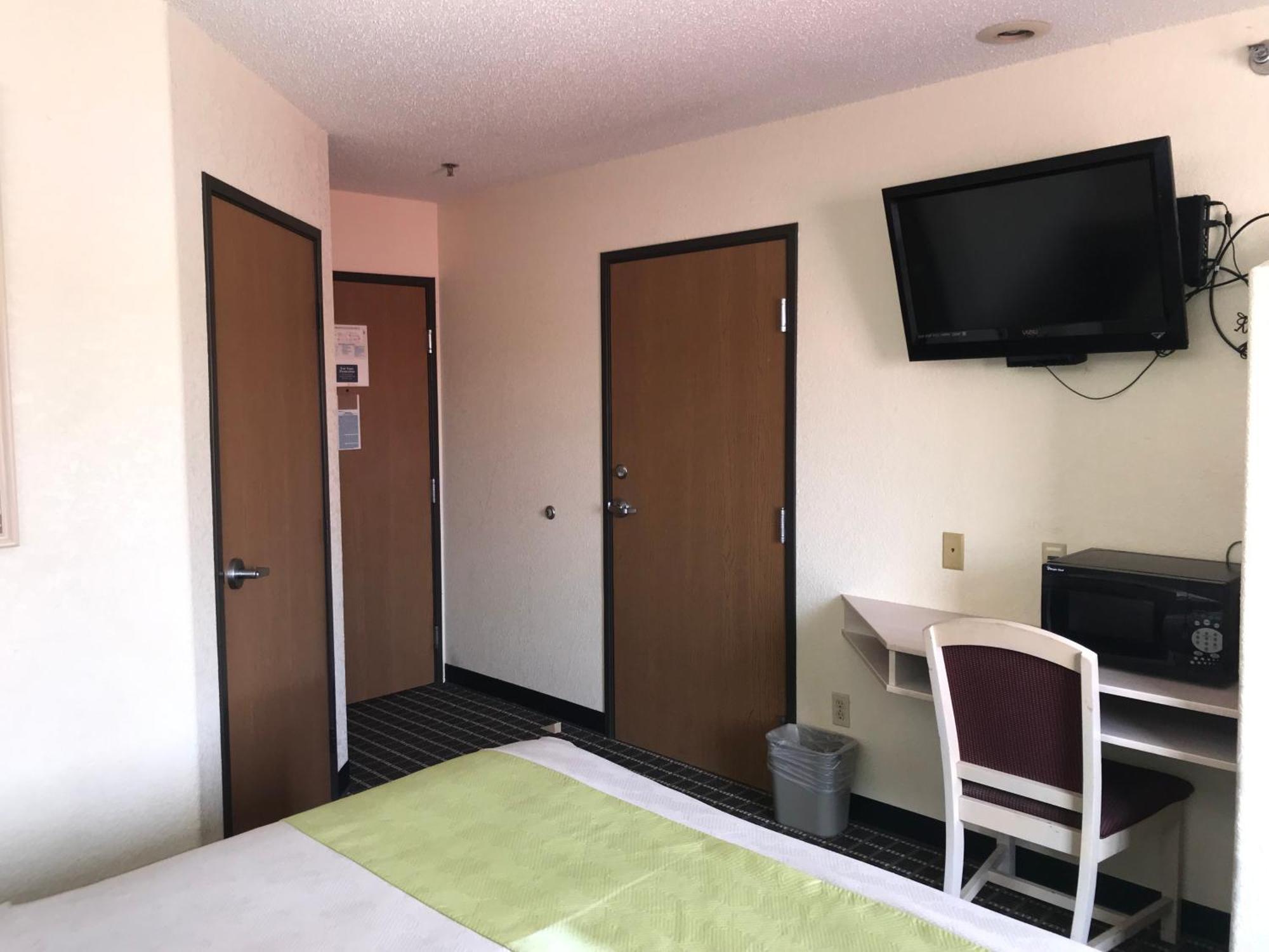Chadron Inn & Suites Exteriör bild